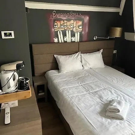 Tres Boutique Hotel