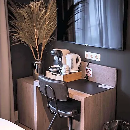 Hotel Tres Boutique 3*