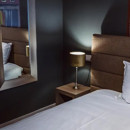 Hotel Tres Boutique 3*